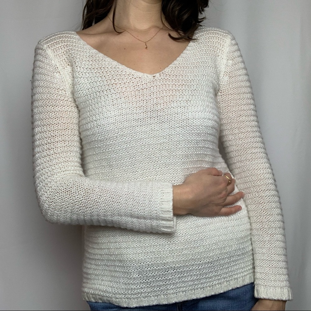 H&M Loose Knit V-Neck Sweater